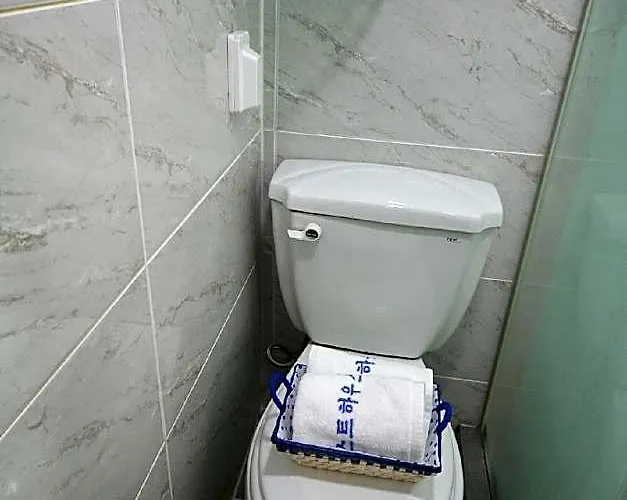 Chloe Hostel