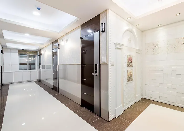 Chloe Hostel