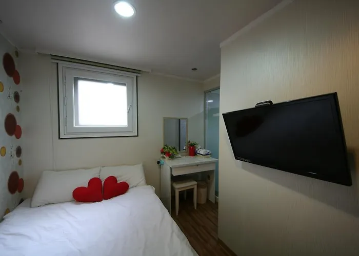 Hostel Chloe *